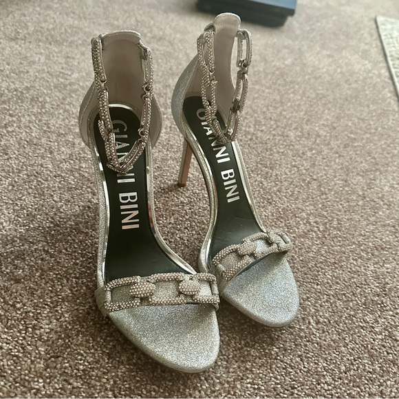 Rhinestone metallic chain ankle strap heels - Picture 2 of 8